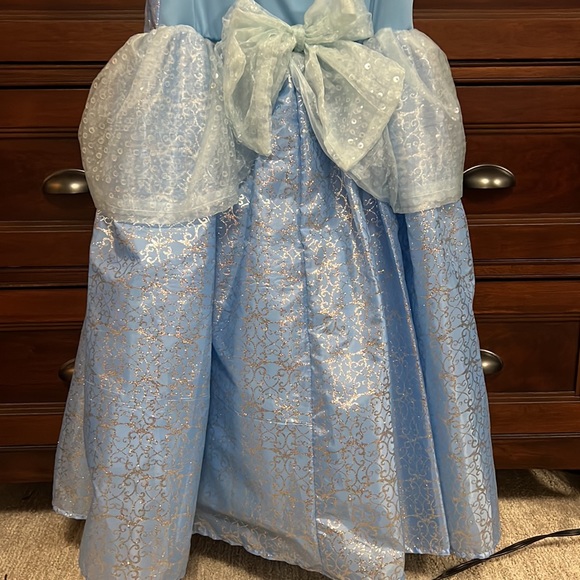 Official Disney Cinderella Dress size L 10-12 - Picture 6 of 7
